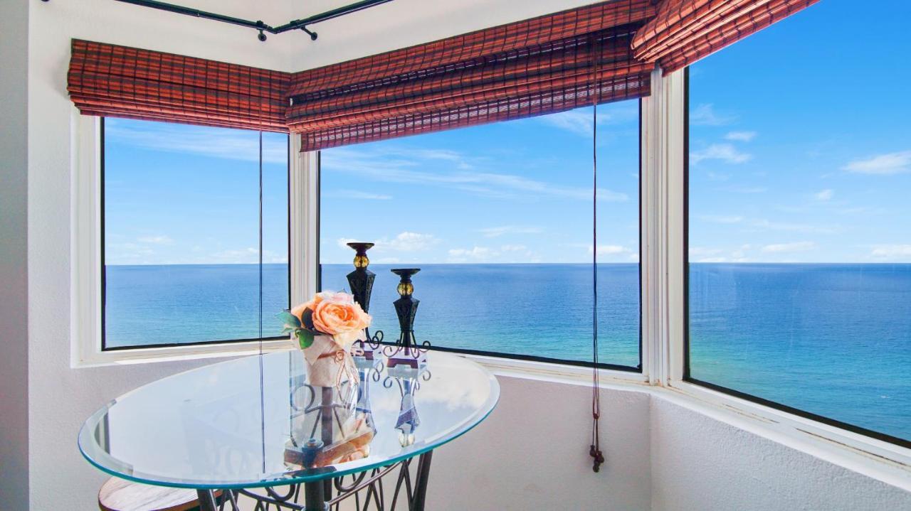 פנמה סיטי ביץ' Beachfront Spacious Renovated Condo - Pools, Hot Hub, Spa - Walk To Pier Park In Pcb מראה חיצוני תמונה