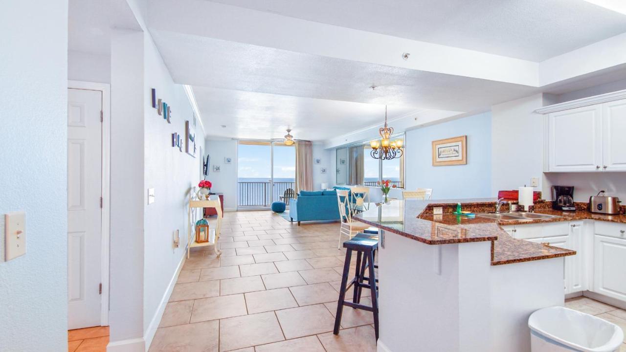 פנמה סיטי ביץ' Beachfront Spacious Renovated Condo - Pools, Hot Hub, Spa - Walk To Pier Park In Pcb מראה חיצוני תמונה