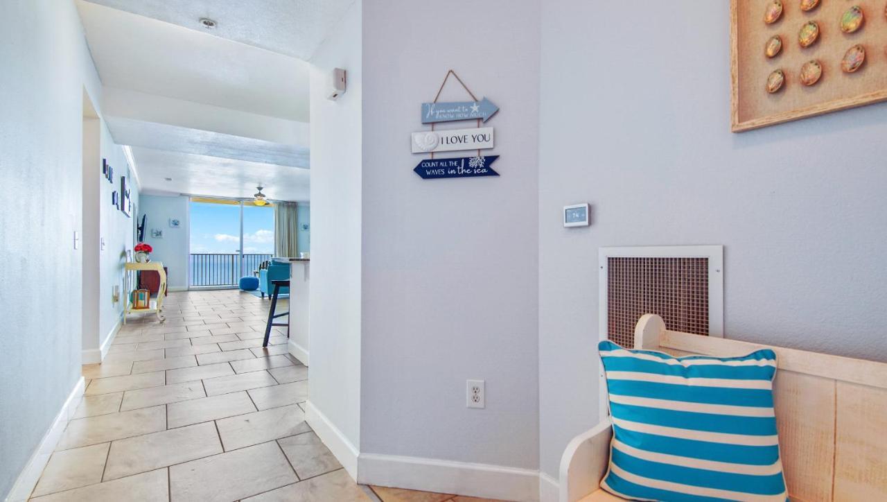פנמה סיטי ביץ' Beachfront Spacious Renovated Condo - Pools, Hot Hub, Spa - Walk To Pier Park In Pcb מראה חיצוני תמונה