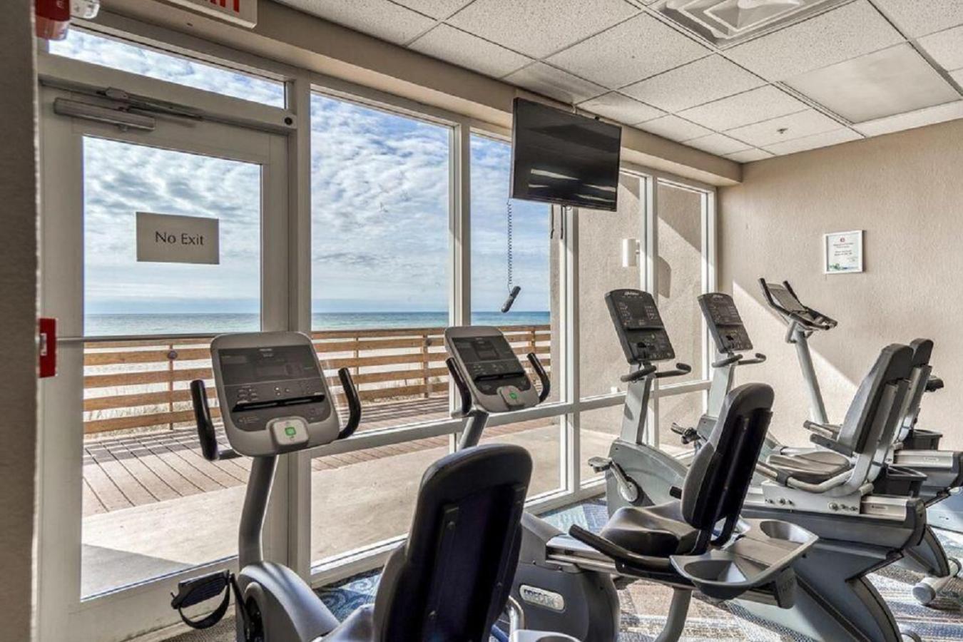 פנמה סיטי ביץ' Beachfront Spacious Renovated Condo - Pools, Hot Hub, Spa - Walk To Pier Park In Pcb מראה חיצוני תמונה