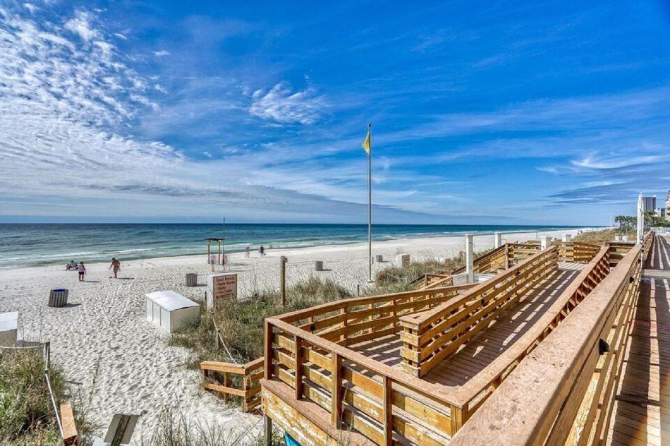 פנמה סיטי ביץ' Beachfront Spacious Renovated Condo - Pools, Hot Hub, Spa - Walk To Pier Park In Pcb מראה חיצוני תמונה