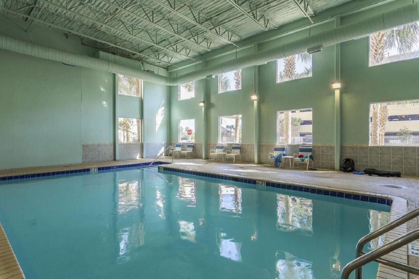 פנמה סיטי ביץ' Beachfront Spacious Renovated Condo - Pools, Hot Hub, Spa - Walk To Pier Park In Pcb מראה חיצוני תמונה